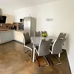 Wohlfuehloase In Der アパート ルッケンヴァルデ